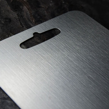 TitanBoard™ - Det Ultimative Skærebræt i Titanium